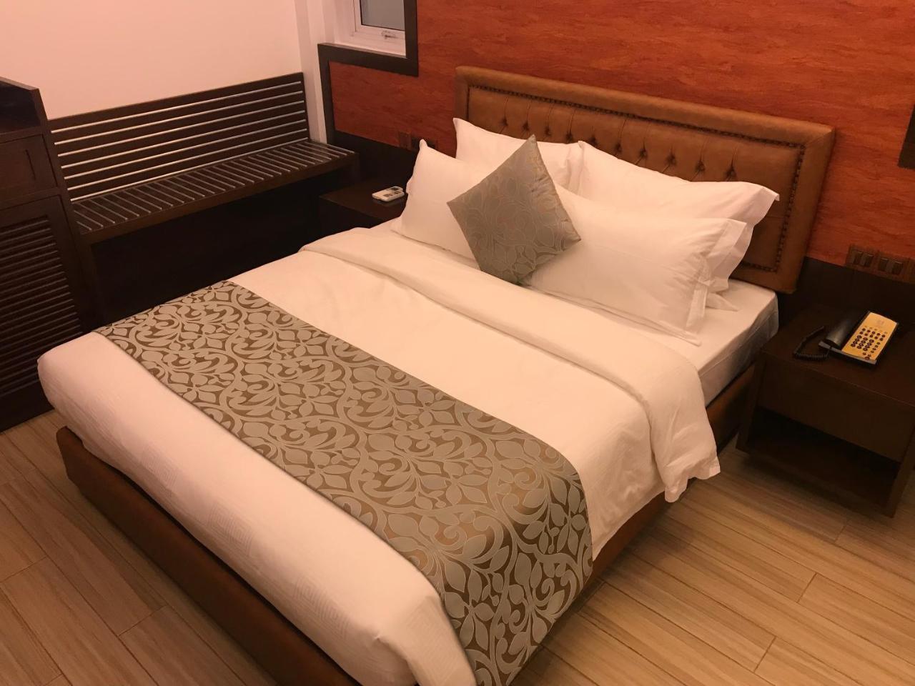 胡鲁马累 Osmium酒店 外观 照片